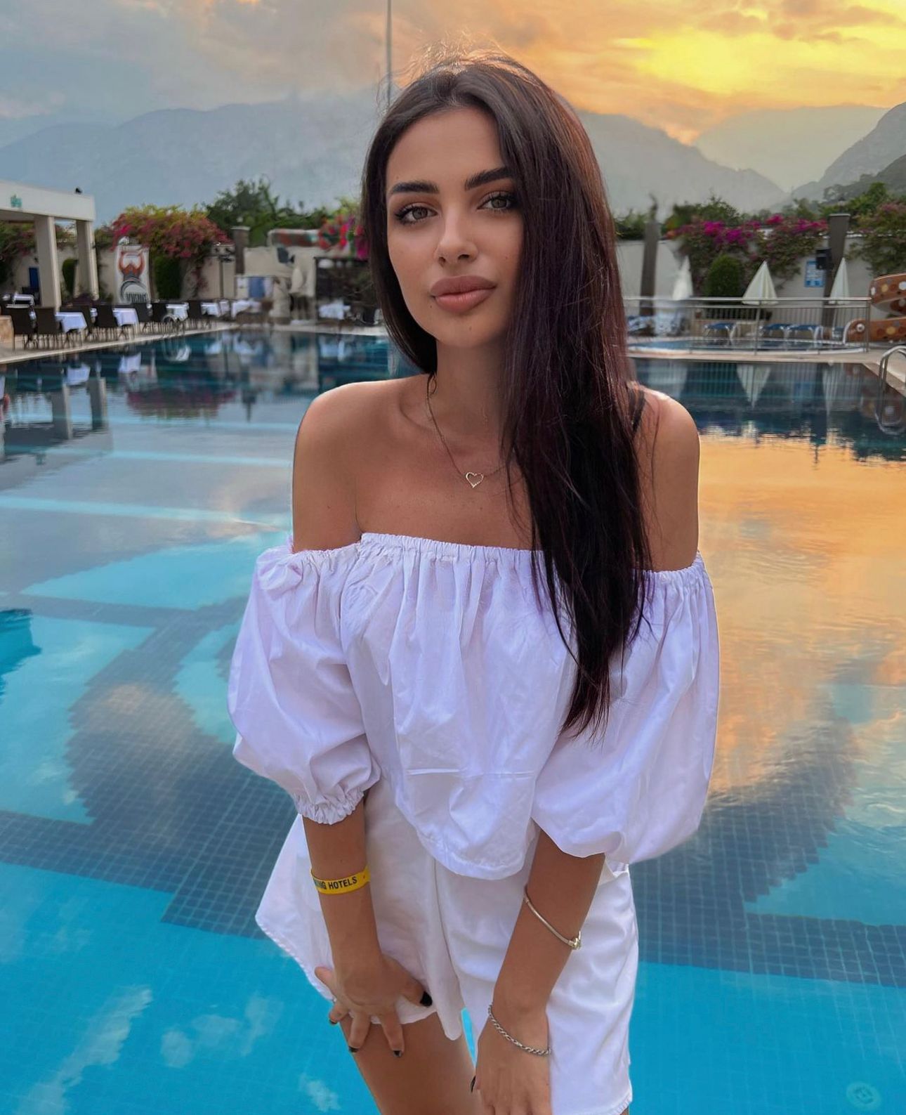 Derin Florya Escort Fotoğraf 3
